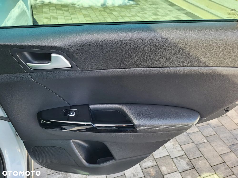 Kia Sportage 1.6 T-GDI GT Line 2WD - 19