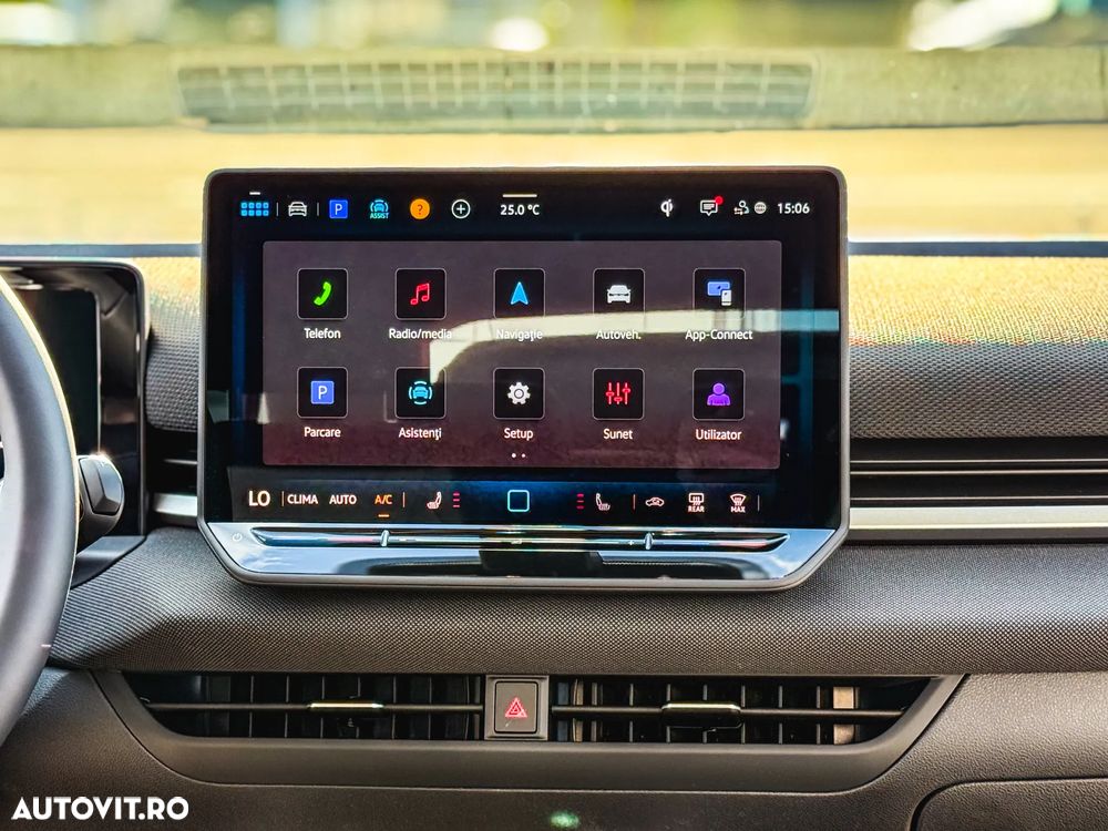 Volkswagen T-Roc 1.5 eTSI 150 CP DSG MHEV Life - 22