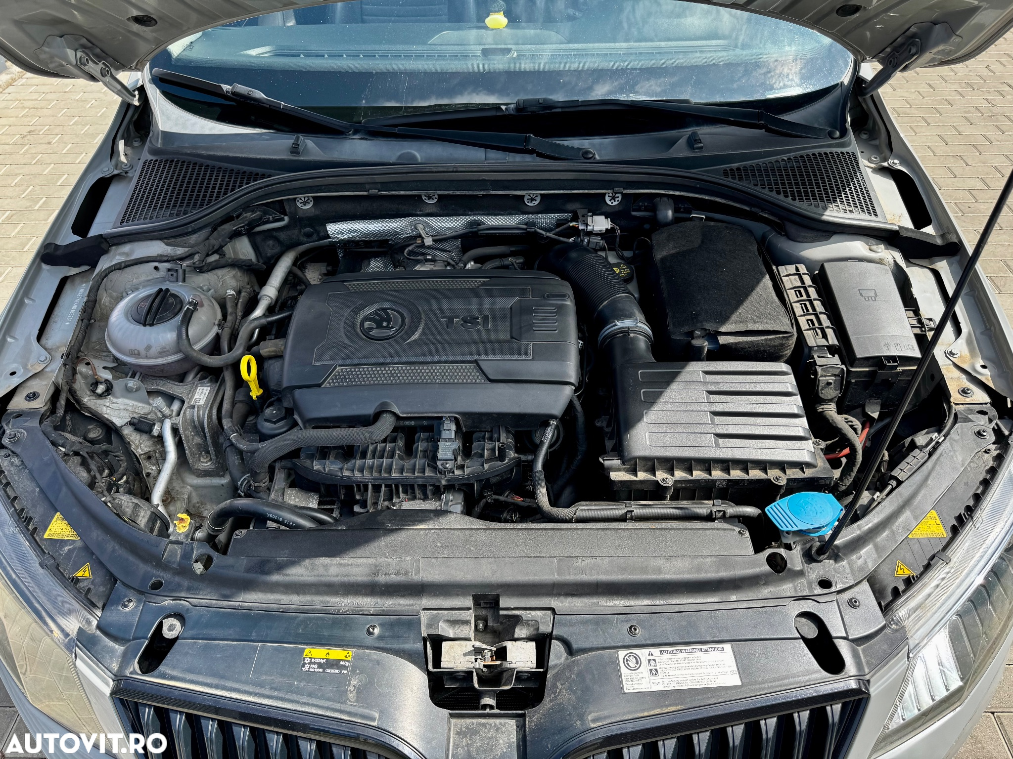 Skoda Octavia 2.0 230 TSI DSG RS - 6