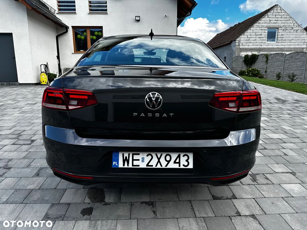 Volkswagen Passat 1.5 TSI EVO Essence DSG - 4
