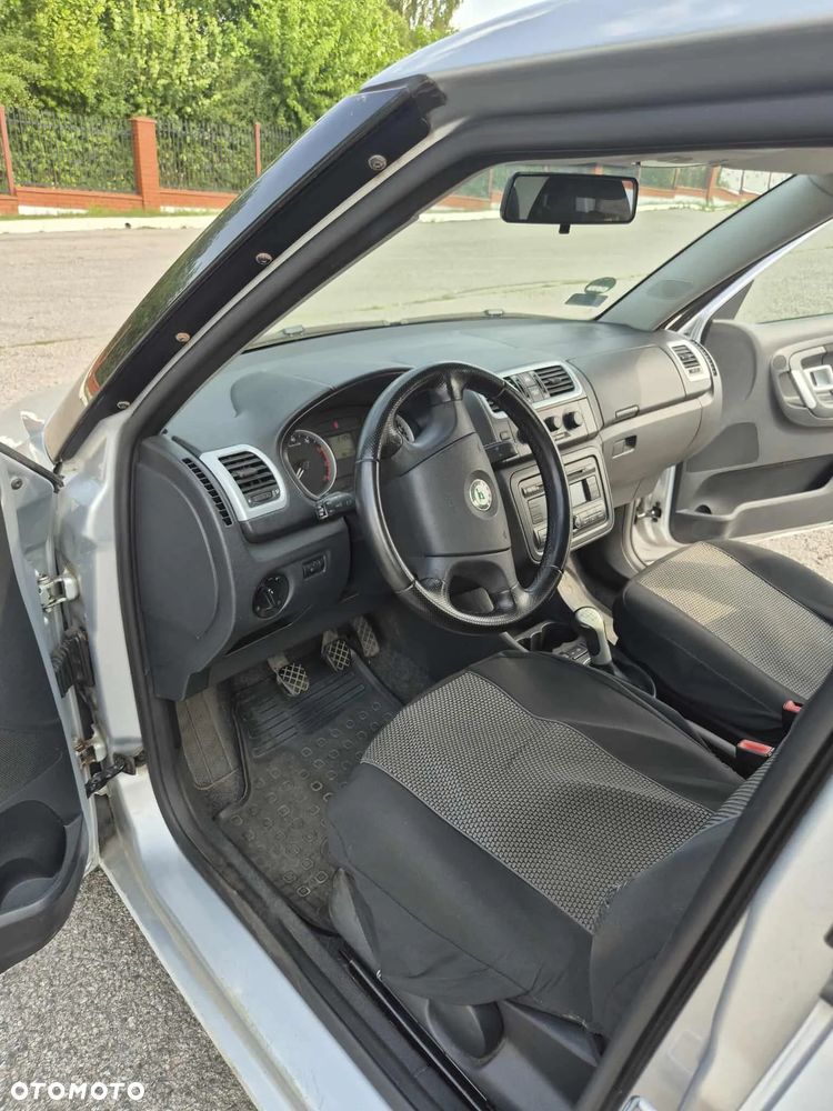 Skoda Fabia - 11