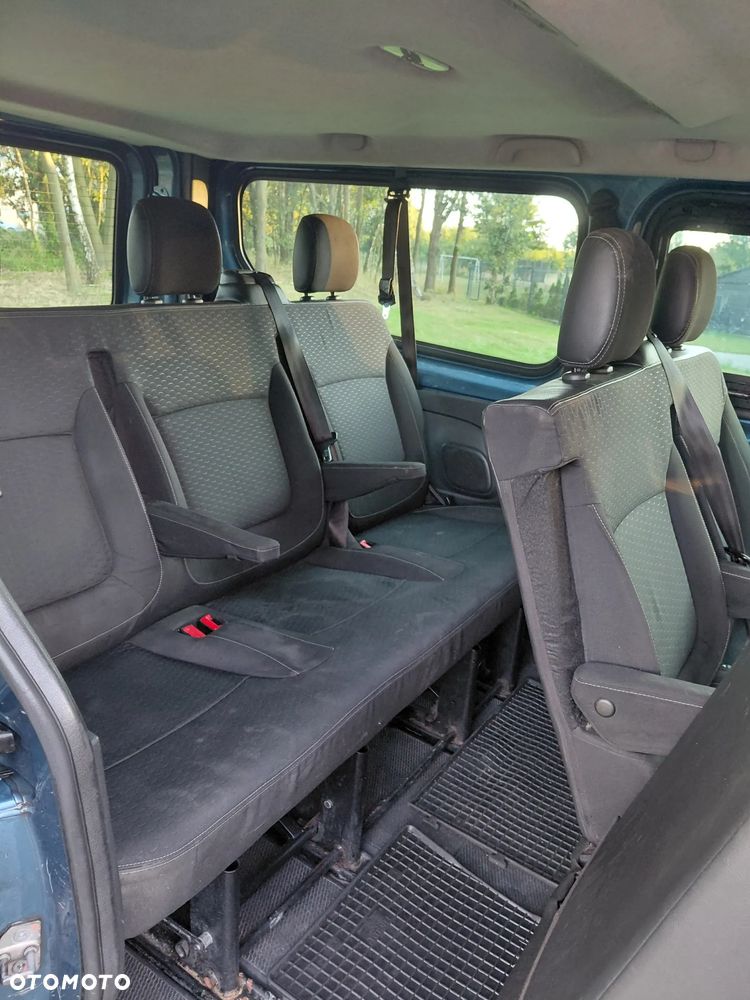 Opel Vivaro L2H1 2,9t Elegance Business - 25