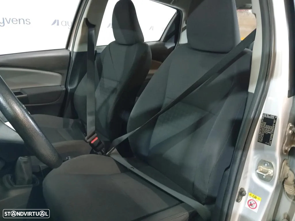 Toyota Yaris 1.4 D-4D ACtive+AC - 7