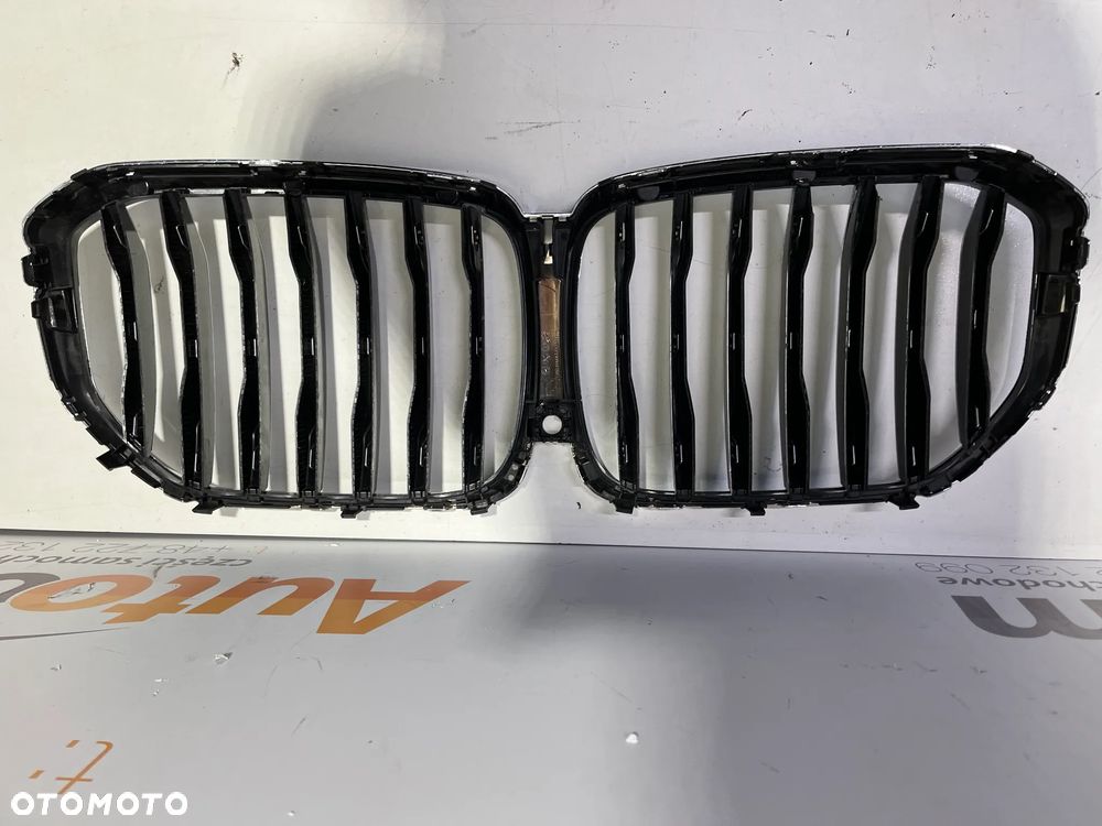 BMW X5 G05 GRILL ATRAPA NERKI WERSJA POD KAMERĘ 20240006541/411  ORYGINAŁ - 3