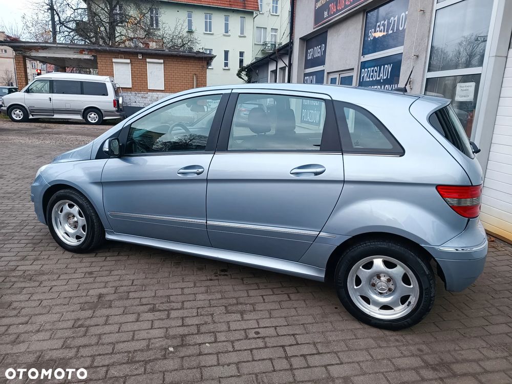 Mercedes-Benz Klasa B 180 CDI Autotronic - 4