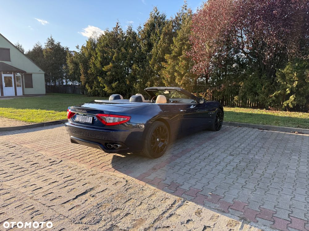 Maserati GranCabrio Standard - 4