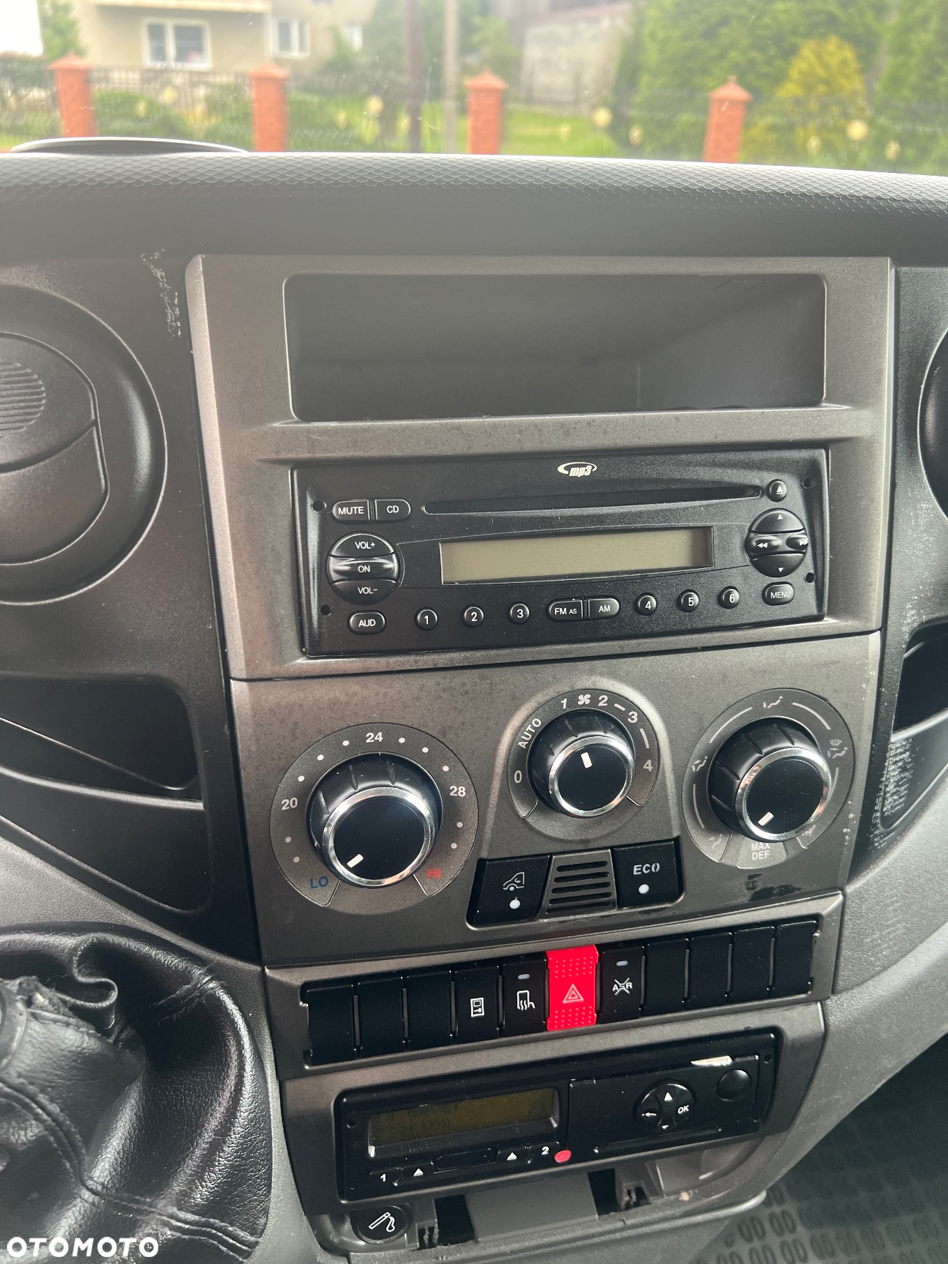 Iveco Daily 70C15 70-170 Przebieg tylko 106 000 km Kontener 65C 50C 35C DMC 7 T lub 3.5T - 10