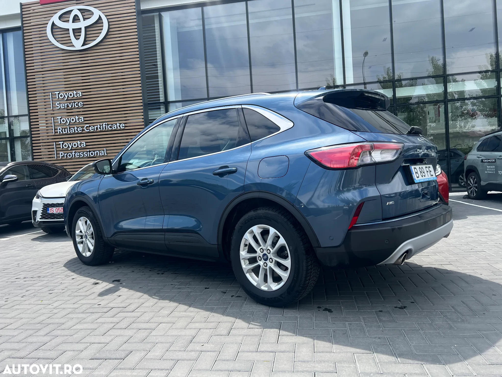 Ford Kuga 2.0 EcoBlue A8 AWD Titanium - 3