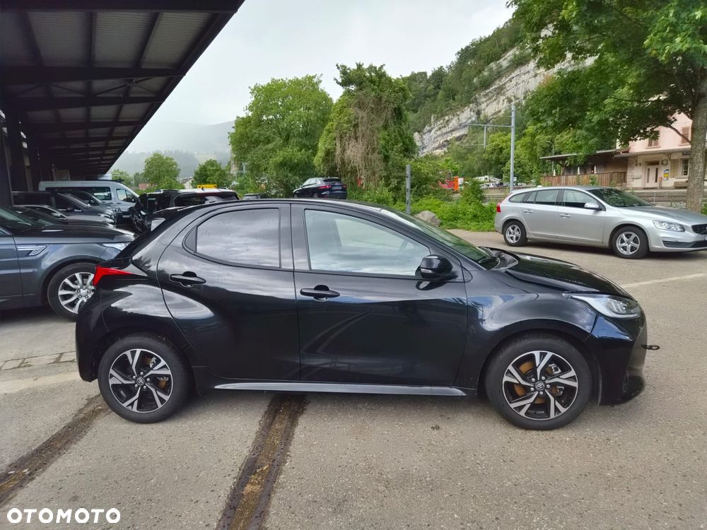 Toyota Yaris - 1