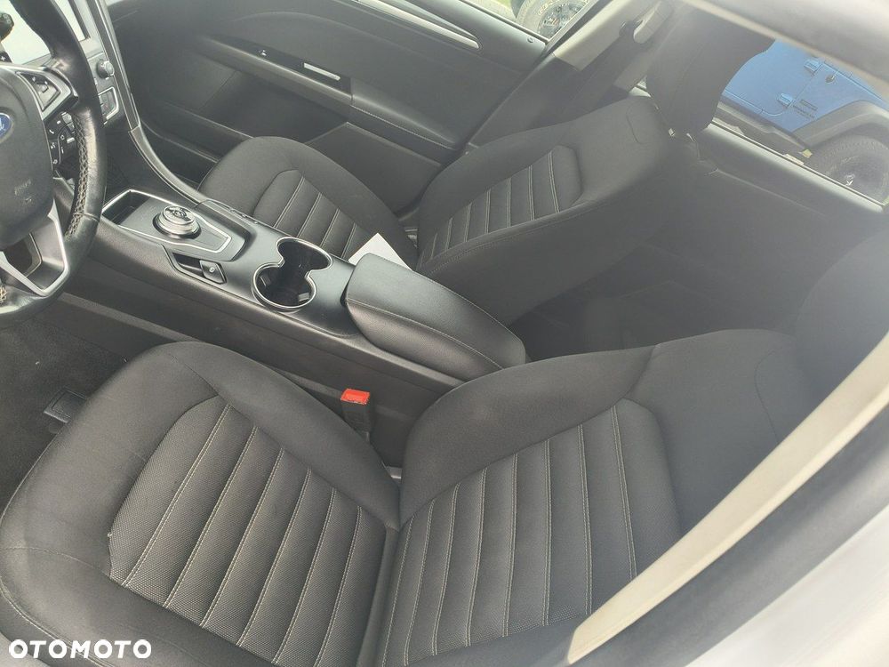 Ford Mondeo - 16