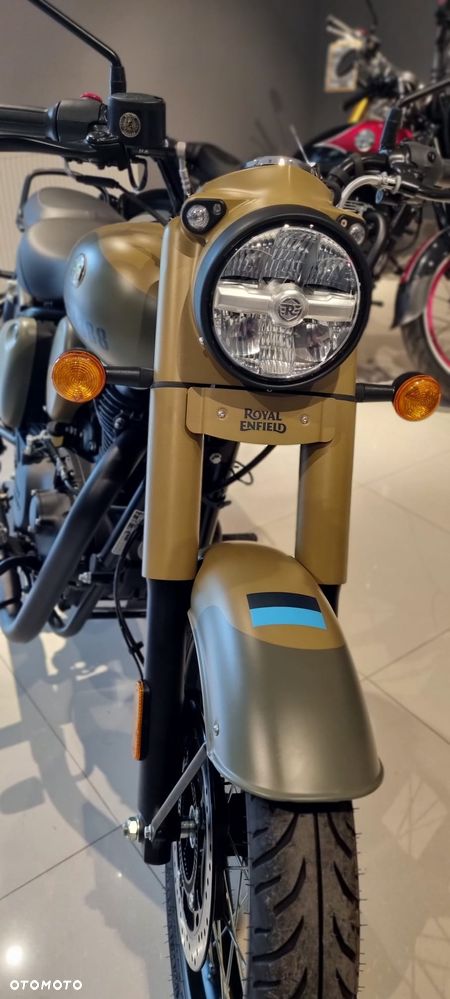 Royal Enfield Classic - 11