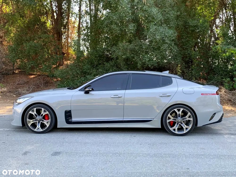 Kia Stinger 2.0 T-GDI L - 4