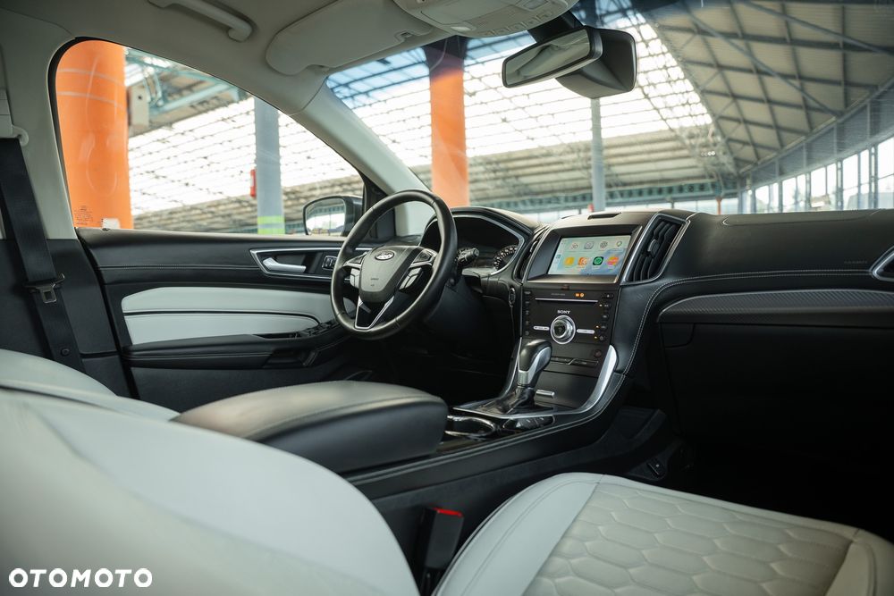 Ford Edge 2.0 TDCi Bi-Turbo 4x4 Vignale - 29