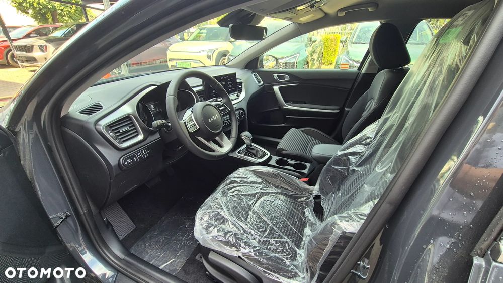 Kia XCeed 1.6 T-GDI M DCT - 14
