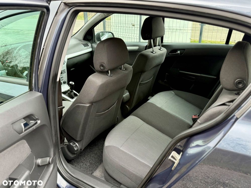 Opel Astra - 8