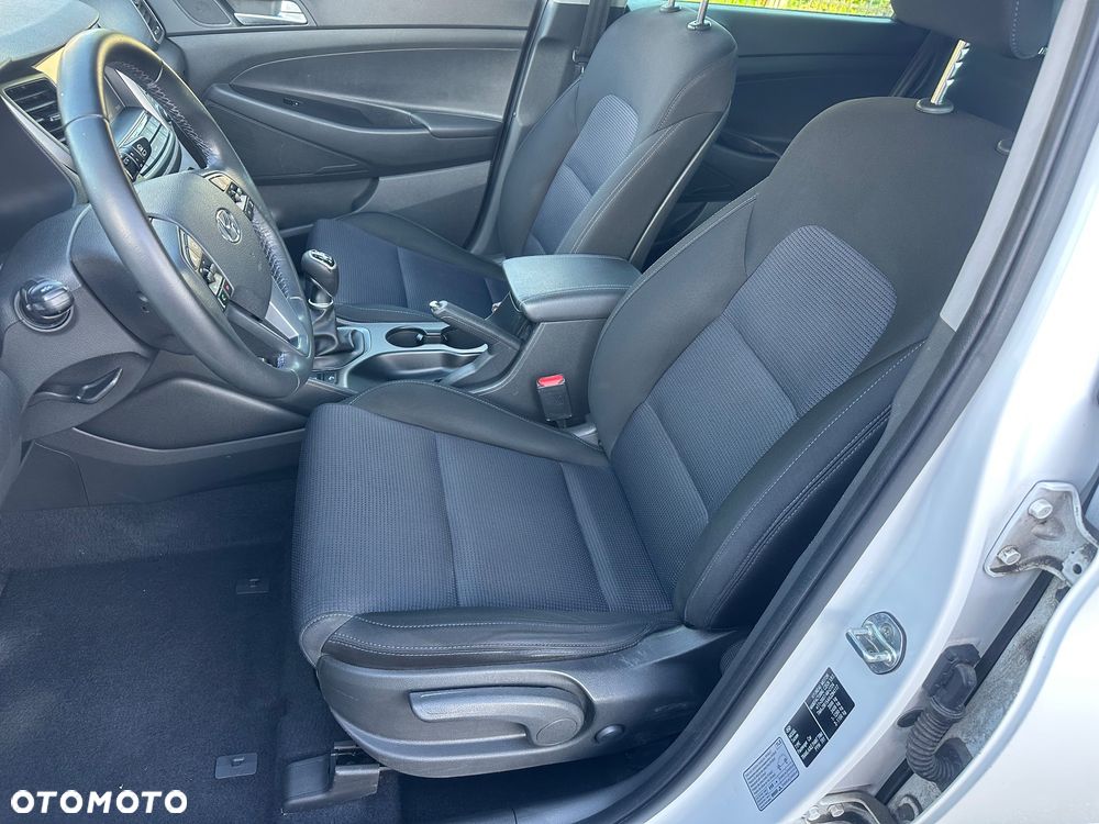 Hyundai Tucson blue 1.7 CRDi 2WD Passion - 15