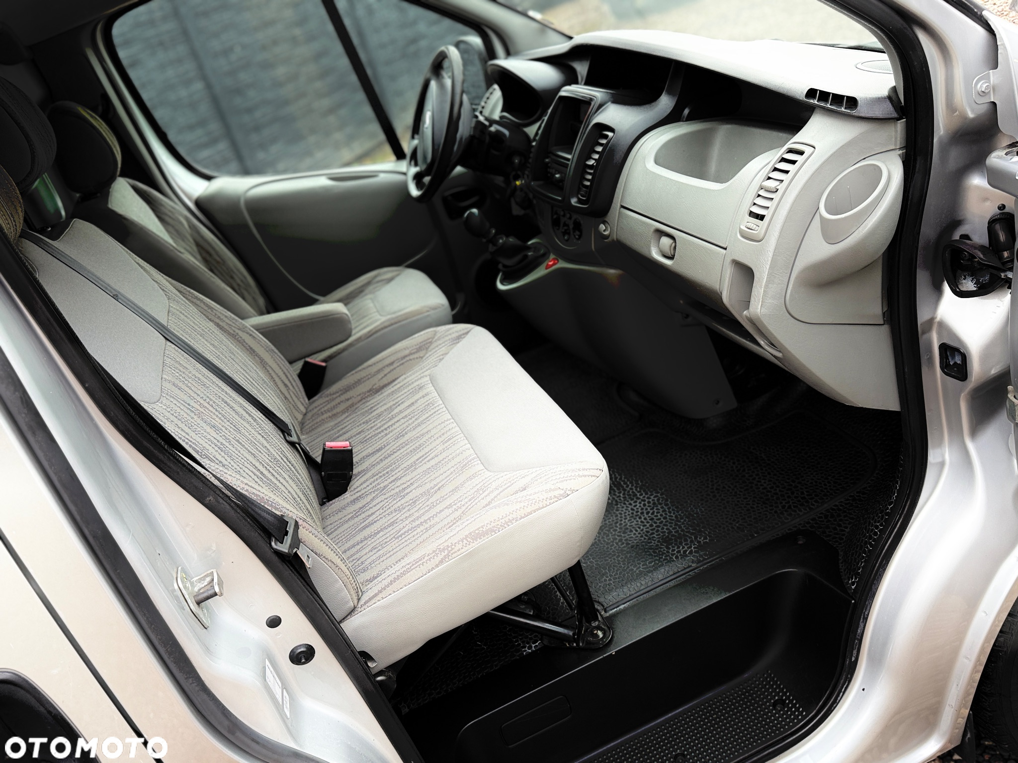 Nissan PRIMASTAR - 29