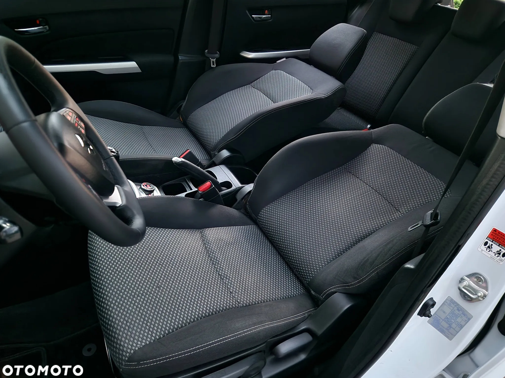 Suzuki Vitara 1.6 (4x4) Allgrip Comfort+ - 34