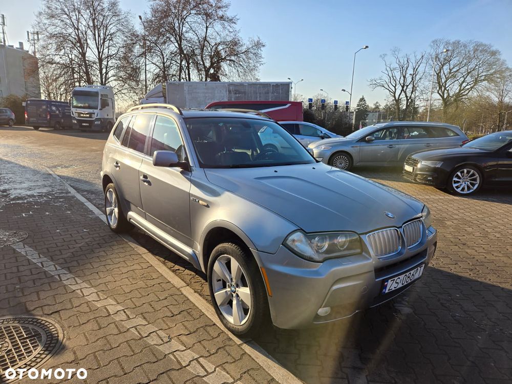 BMW X3 3.0si - 1