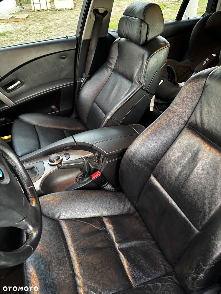 BMW Seria 5 525i - 7