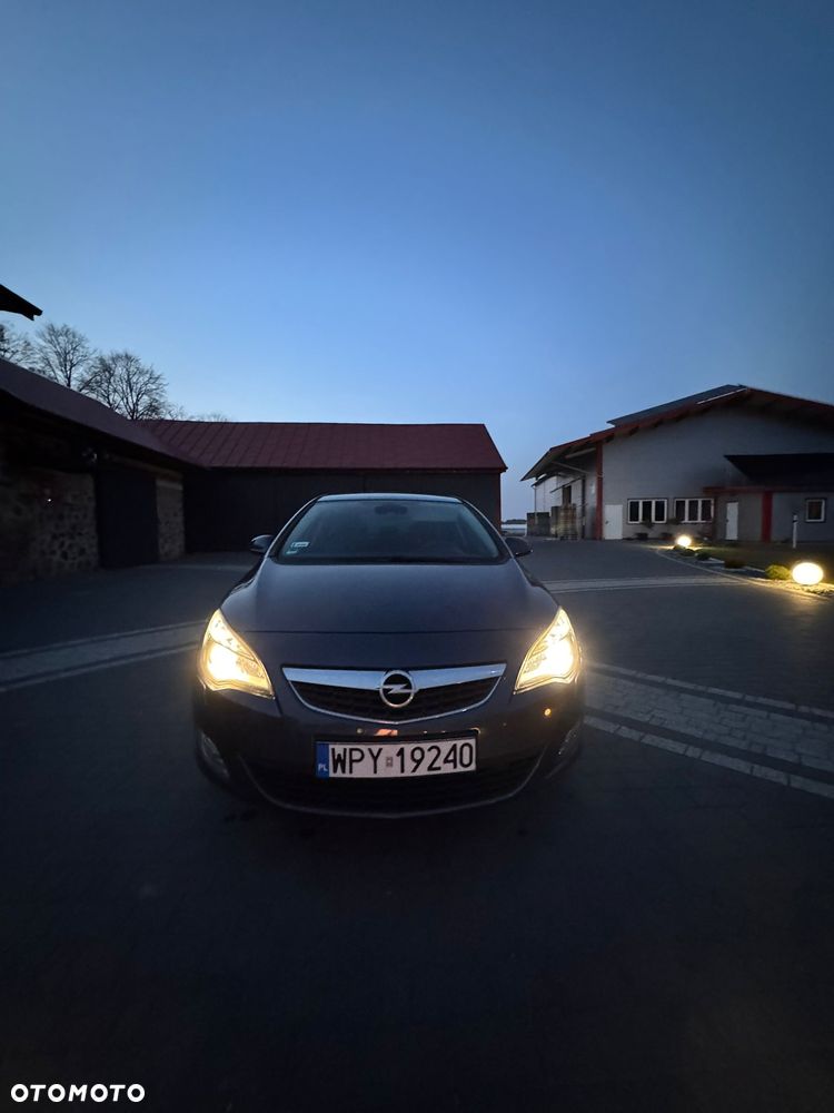 Opel Astra 1.6 Cosmo - 4
