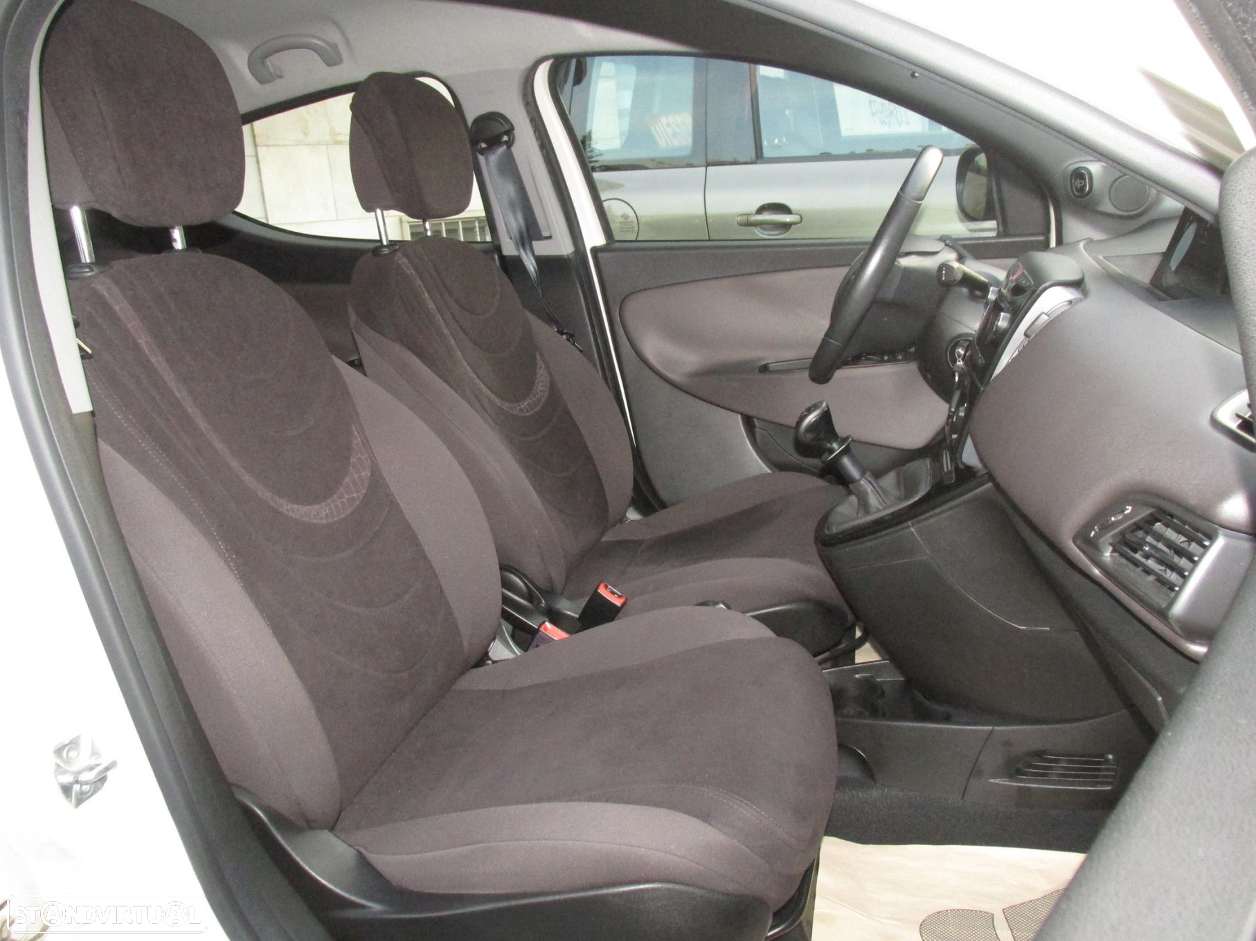 Lancia Ypsilon 1.2 S&S Platinum - 14