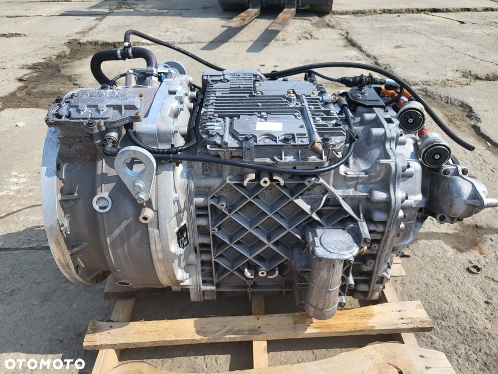 Skrzynia biegów Volvo AT2412D 21523842 - 3