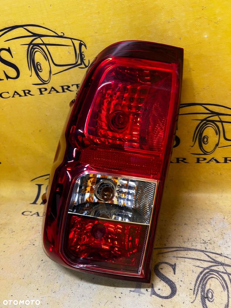 LAMPA TYŁ TYLNA LEWY LEWA TOYOTA HILUX VIII 8 - 3