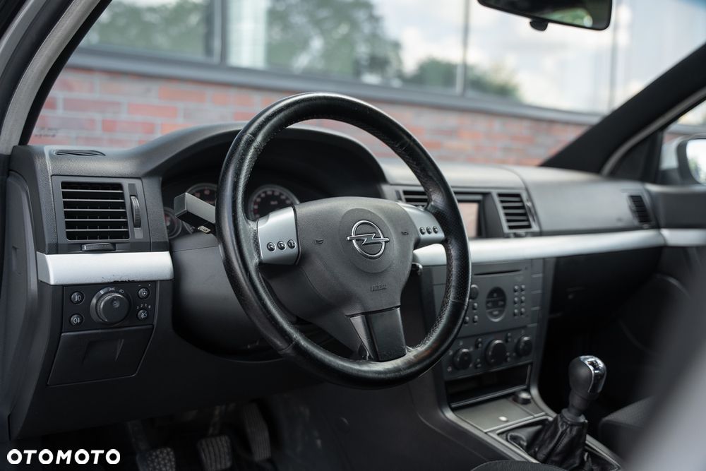 Opel Vectra 1.8 Club - 24