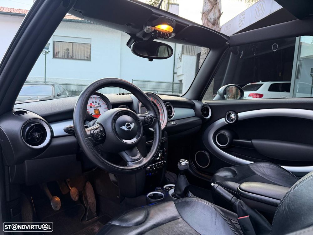 MINI Cabrio Cooper D - 25