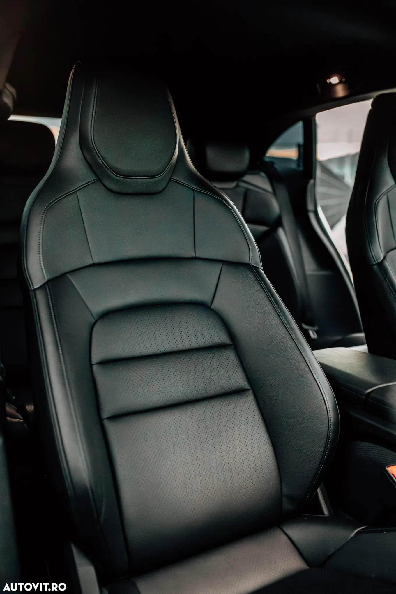 Porsche Taycan - 8