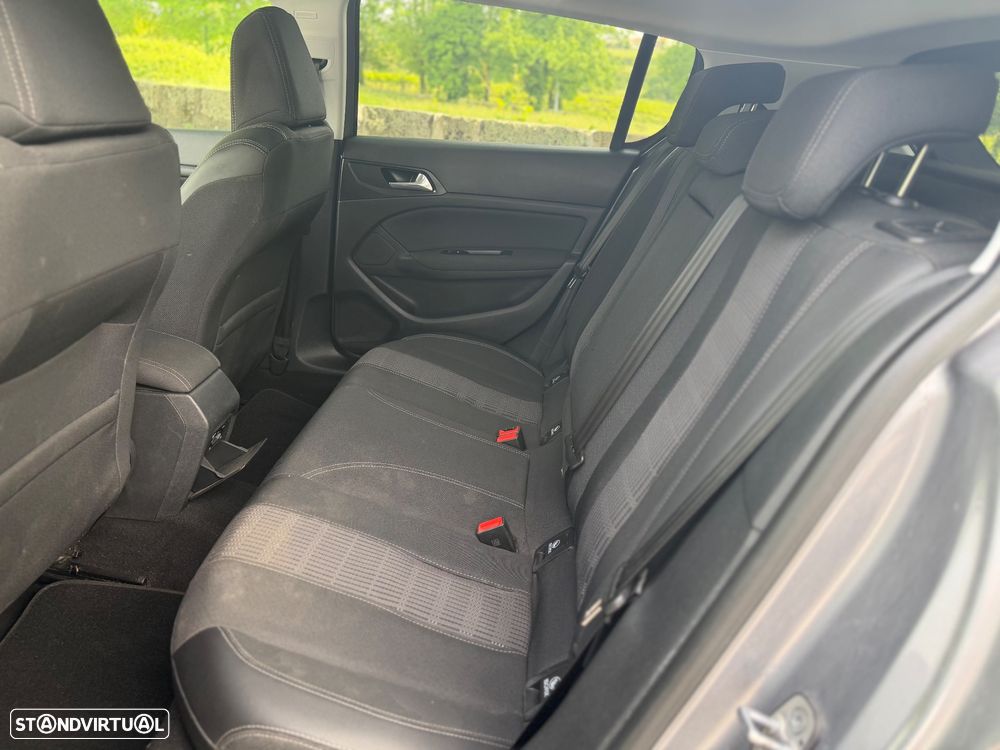 Peugeot 308 1.5 BlueHDi Allure - 6