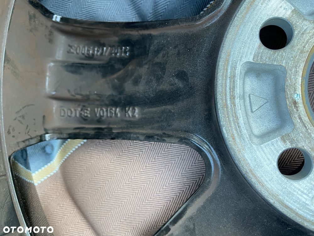 Felga aluminiowa Volvo XC-40 7,5jx18 et 50,5. 31471552 - 5