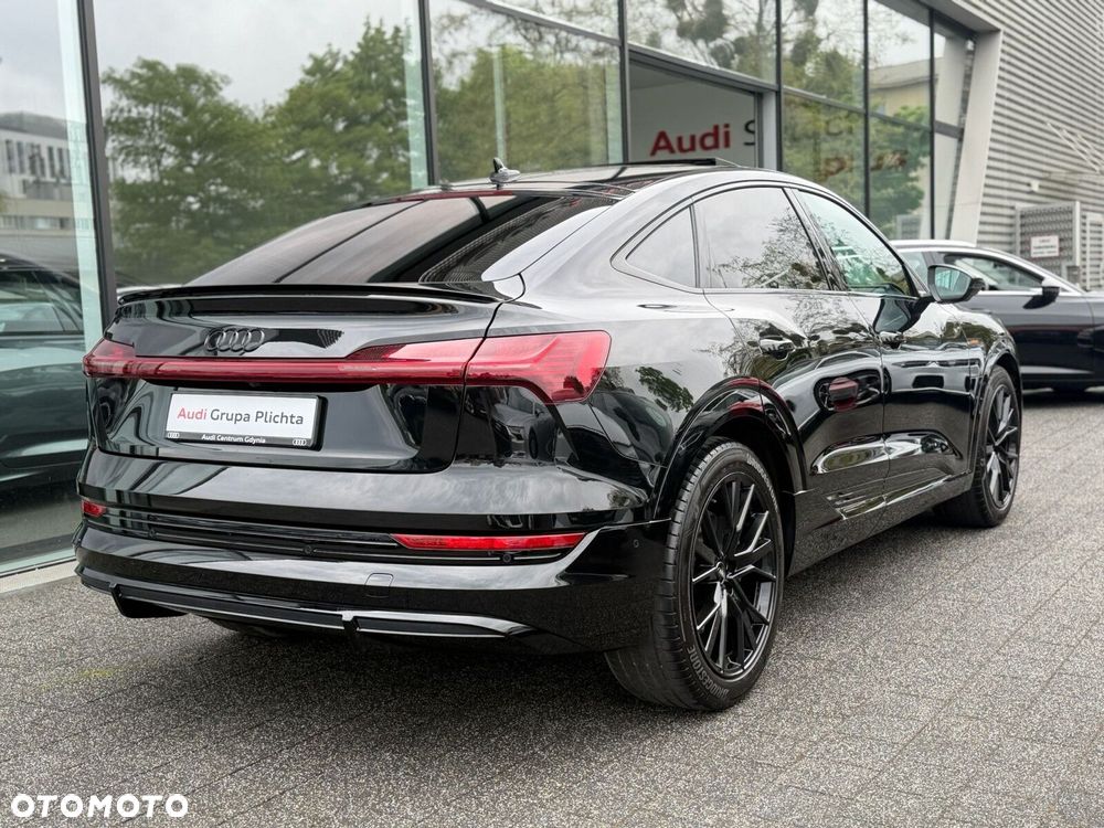 Audi e-tron Sportback - 15