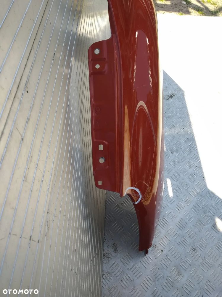 F549 LEWY BŁOTNIK TOYOTA HILUX 2016- - 2