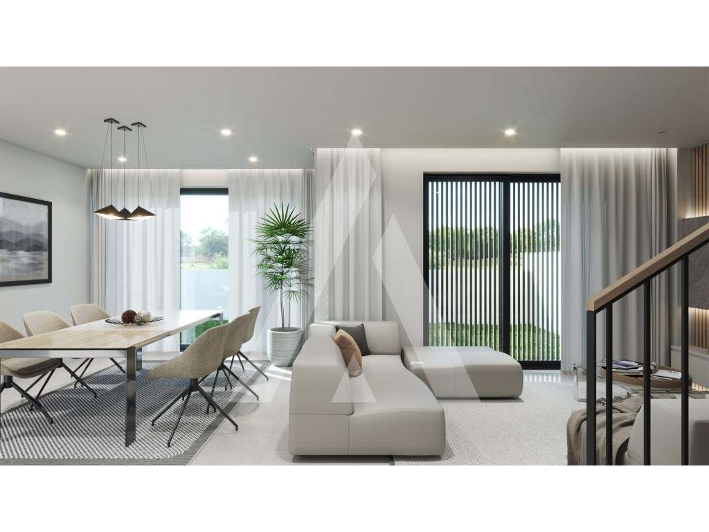 Moradias T4 geminadas, com terraço ajardinado com jacuzzi, a apenas... - Grande imagem: 4/29