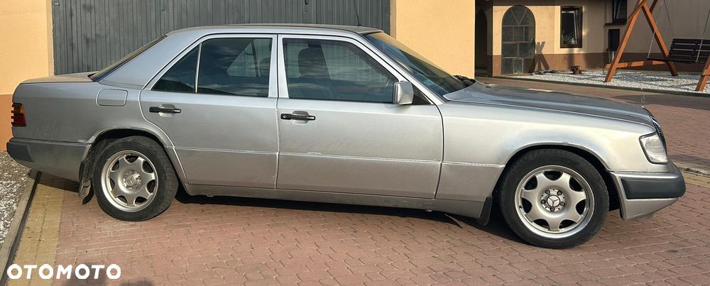 Mercedes-Benz W124 (1984-1993) - 4