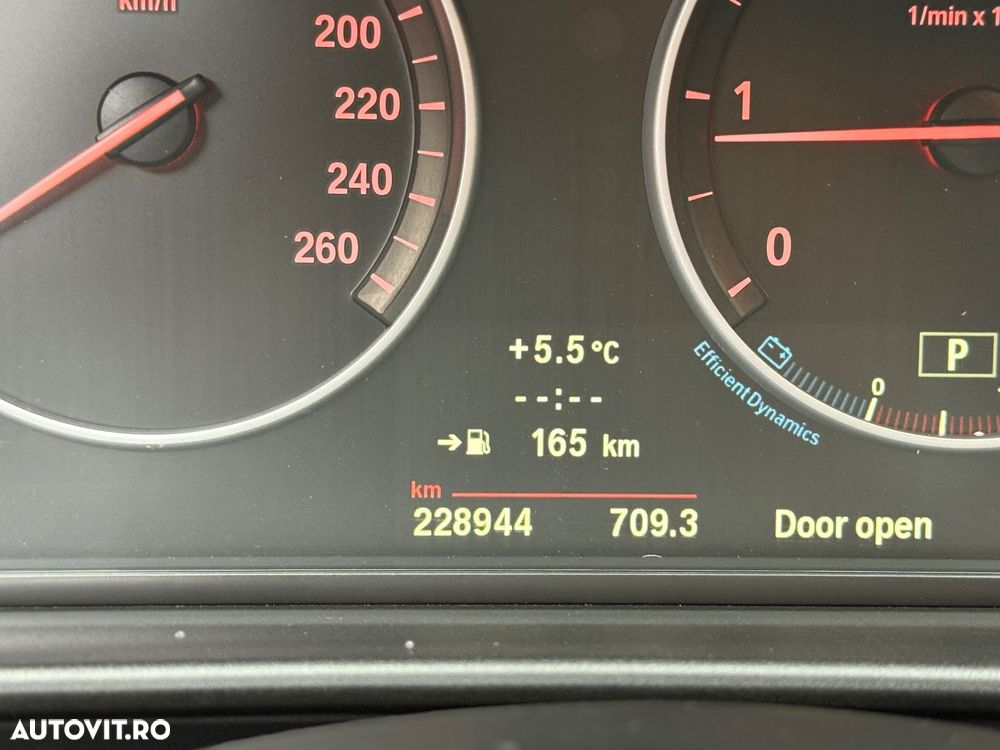 BMW Seria 5 525d xDrive Aut. - 16