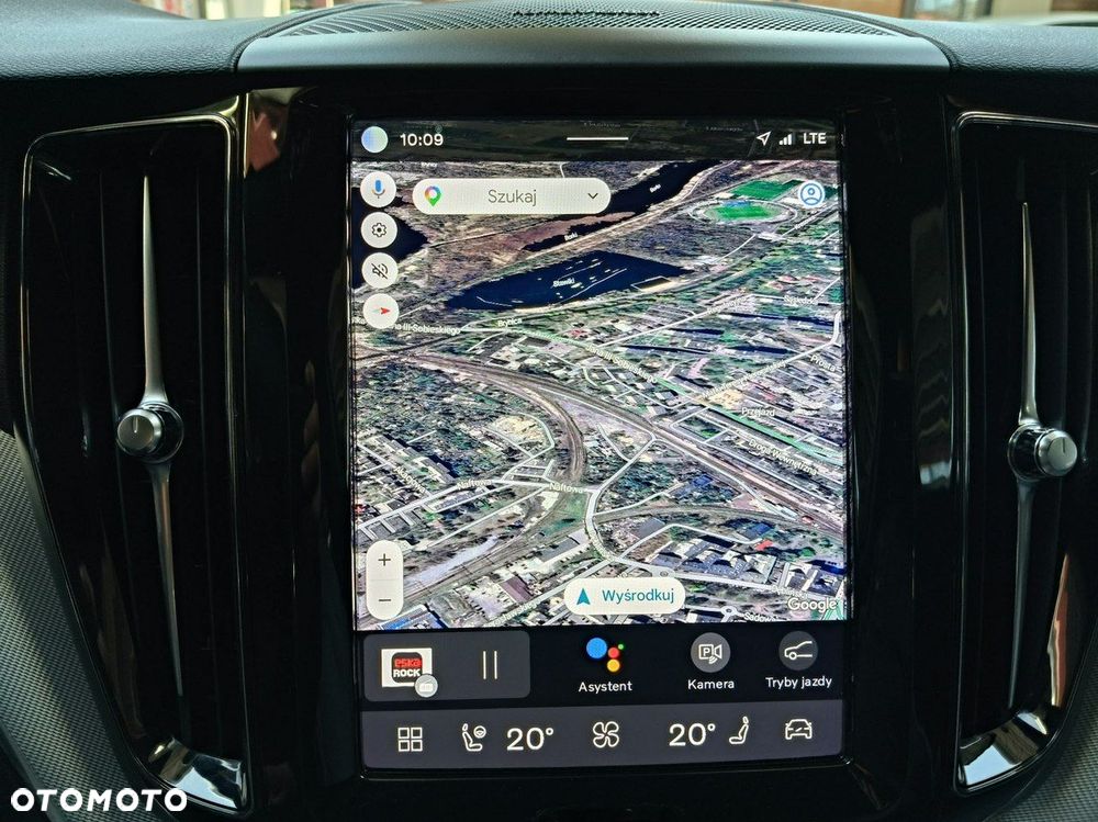 Volvo XC 60 B4 D AWD R-Design - 31