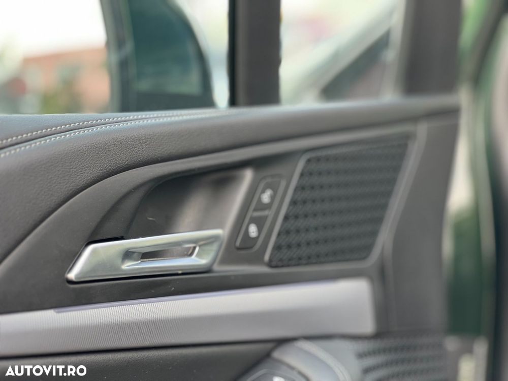 BMW Seria 2 218i - 10