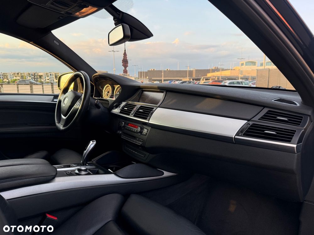 BMW X6 - 17