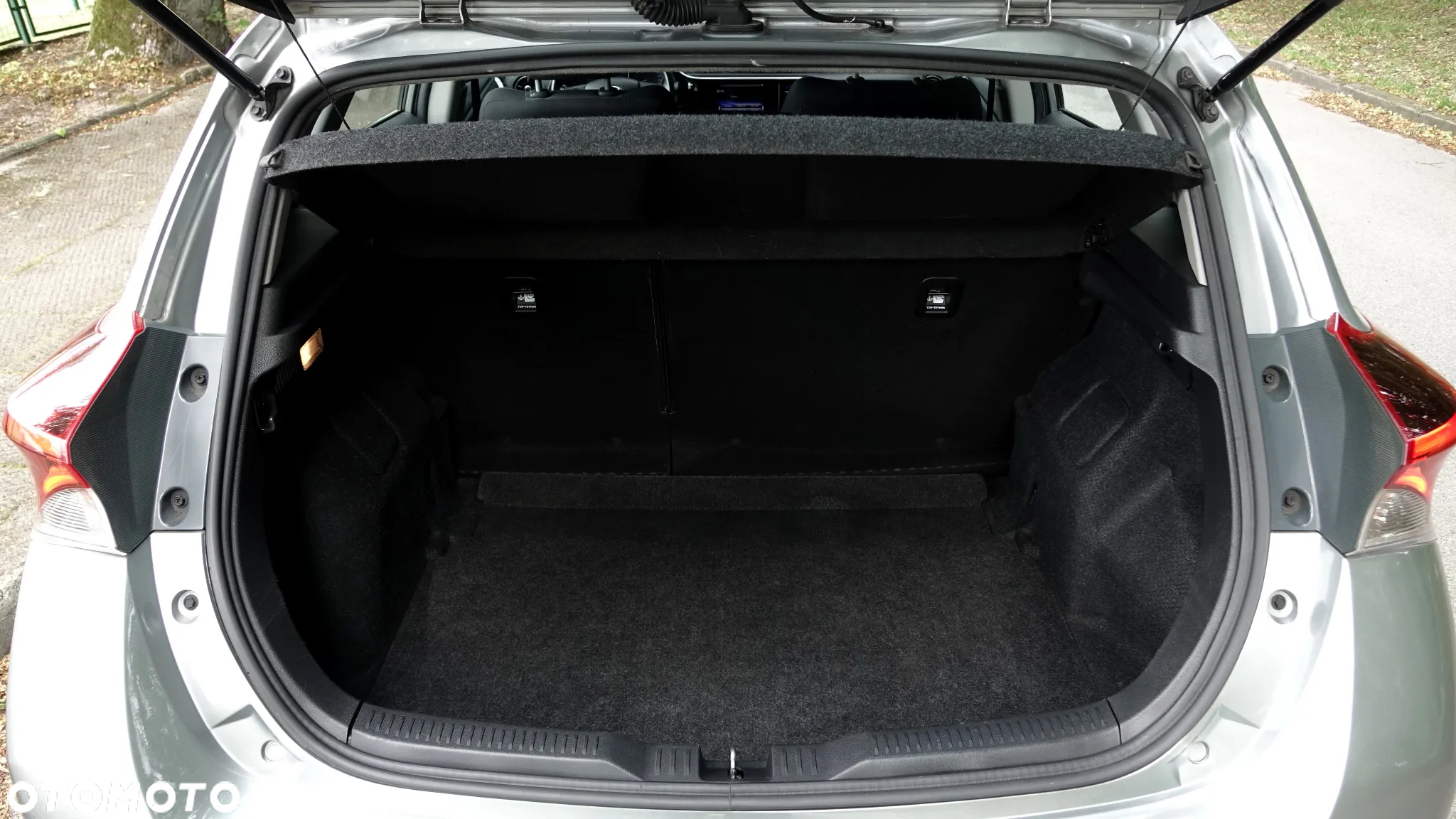 Toyota Auris 1.33 VVT-i Comfort - 32