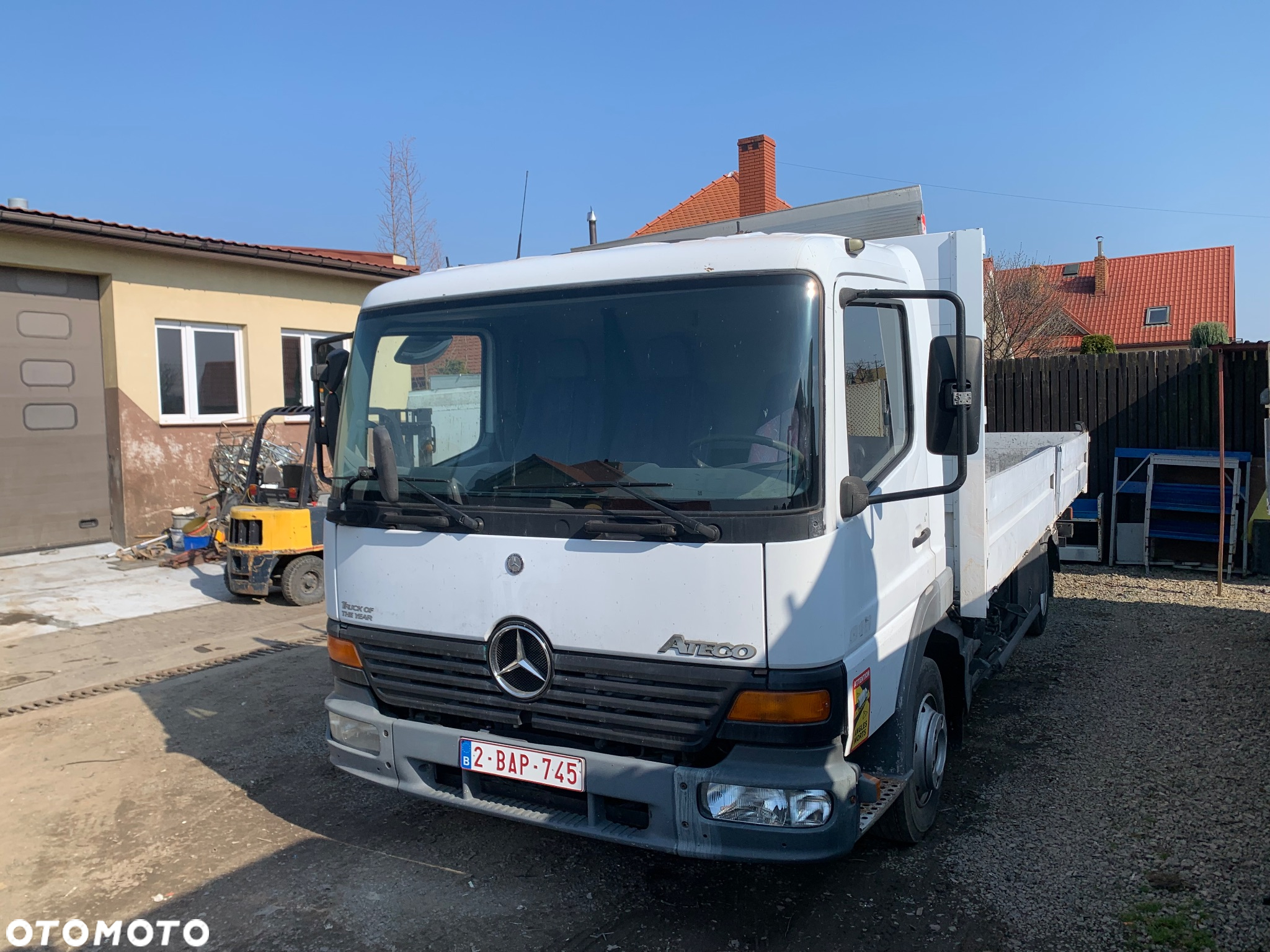 Mercedes-Benz 815 - 2