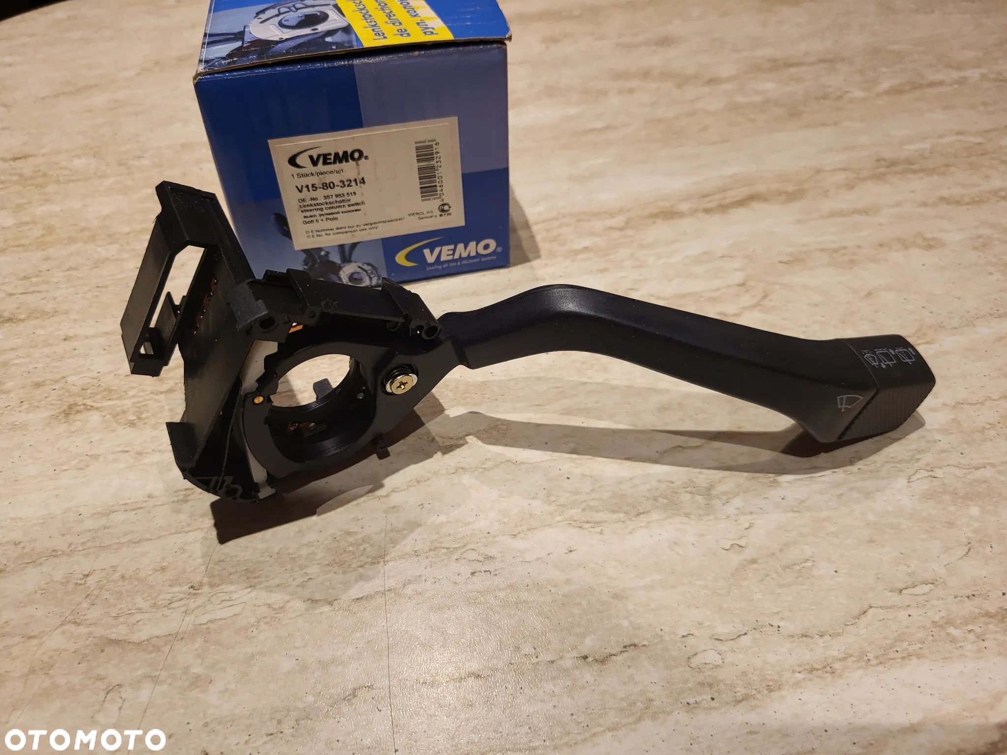 Przełącznik zespolony pod kierownicą SEAT TOLEDO I; VW GOLF II, PASSAT B2, PASSAT B3/B4, POLO, POLO CLASSIC, POLO II 10.81-03.99 - 1