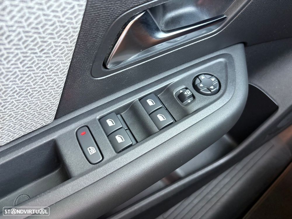 Citroën C4 1.2 PureTech Shine - 12