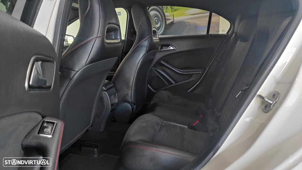 Mercedes-Benz A 200 CDi BE AMG Sport - 18