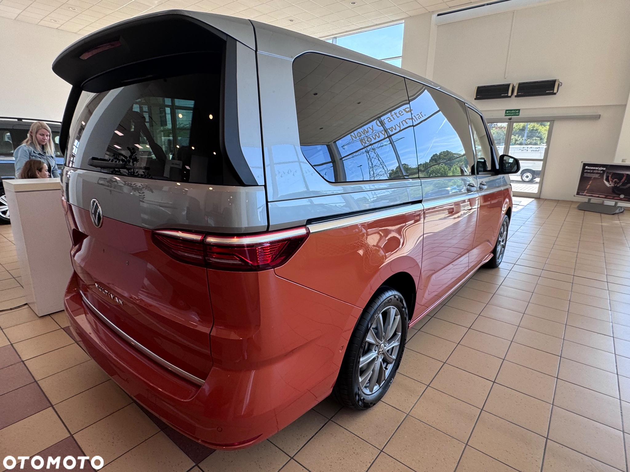 Volkswagen Multivan 2.0 TDI L2 Style DSG - 19