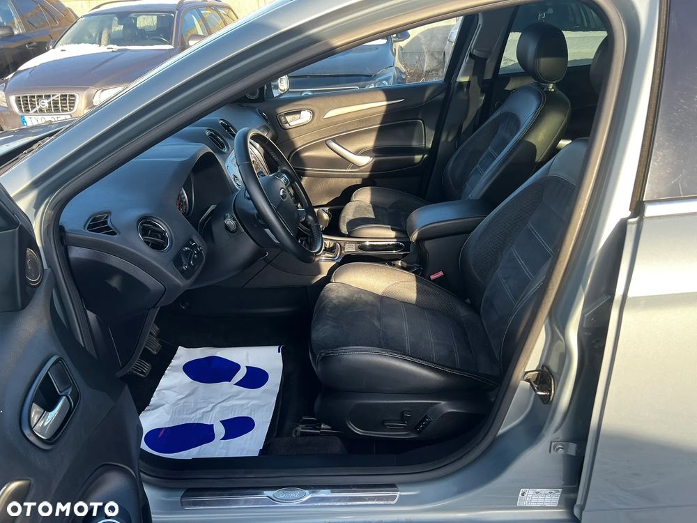 Ford Mondeo SW 2.0 TDCi Titanium X - 14