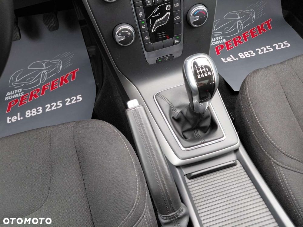 Volvo V40 - 20