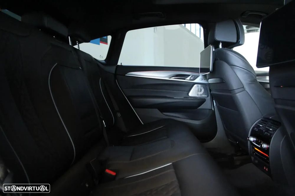 BMW 640 Gran Turismo d xDrive Pack M - 27